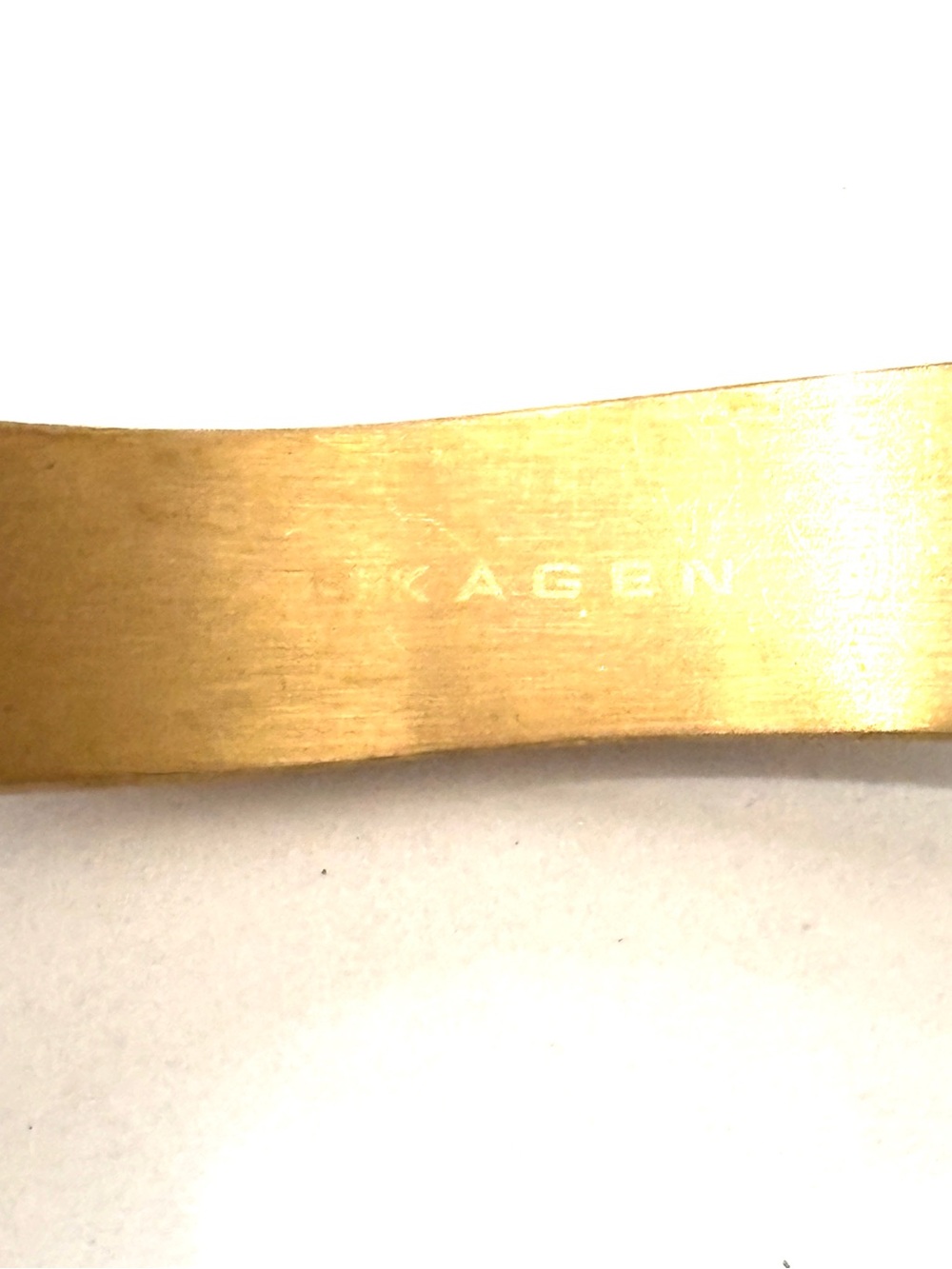 SKAGEN Gold Tone Mesh Crystal Rhinestone Open Cuff Bracelet Minimalist Modern - Picture 4 of 7